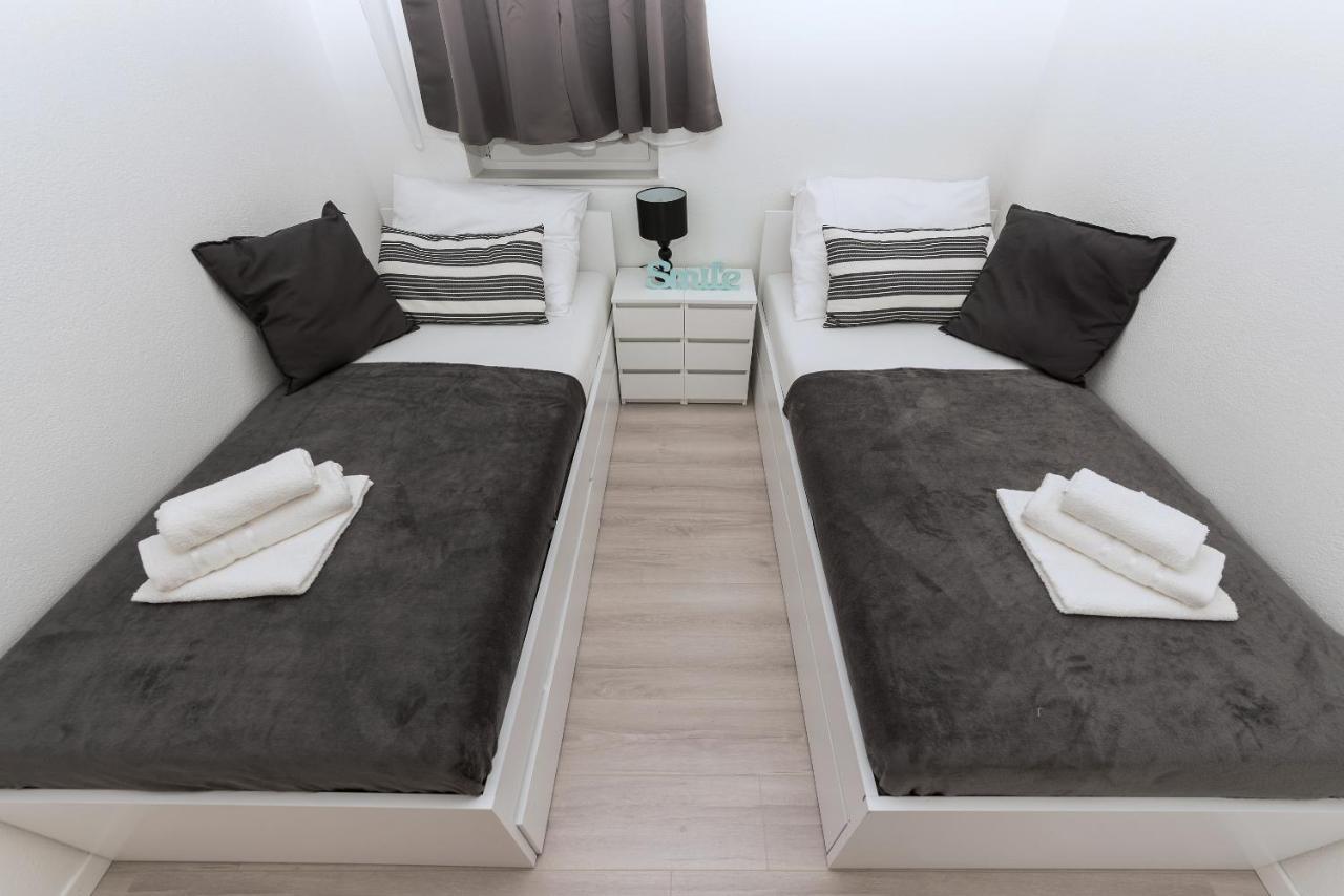 Apartment Sole Mio -Sea View Makarska Esterno foto